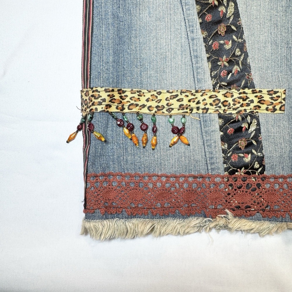 Vintage Upcycled Denim Patchwork Skirt Womens 8 Jean Indie Cowgirl Western Boho - Picture 4 of 9